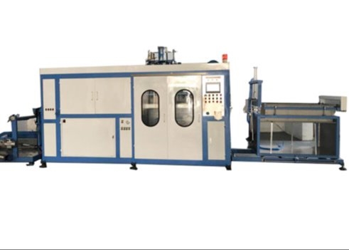 Disposable Plastic Molding Blister Forming MachineThree Station Automatic